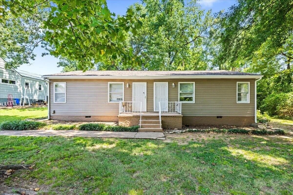 524 S Lovell Ave #B - Photo 2 of 22