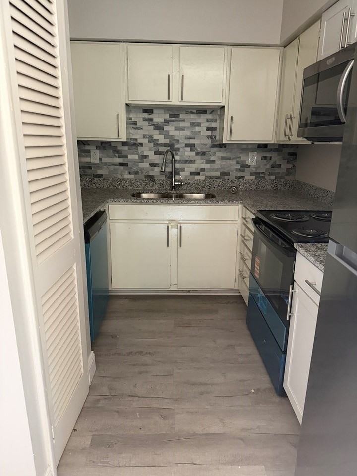 2314 Fort Benning Rd - Photo 3 of 8