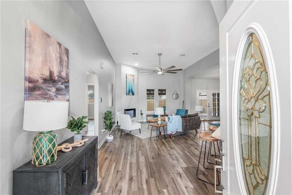 13826 Sea Horse Ave - Photo 3 of 32