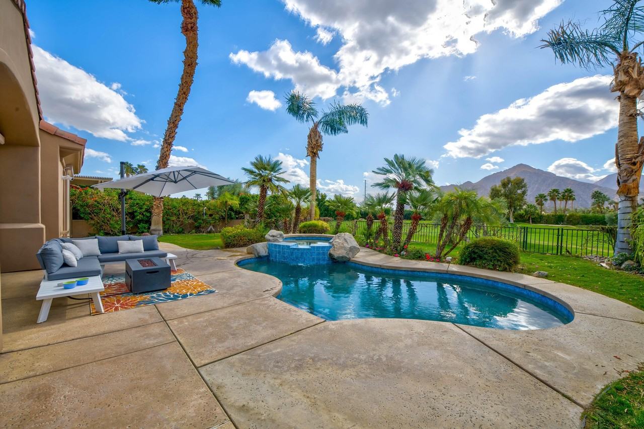 78715 Castle Pines Dr - Photo 2 of 41
