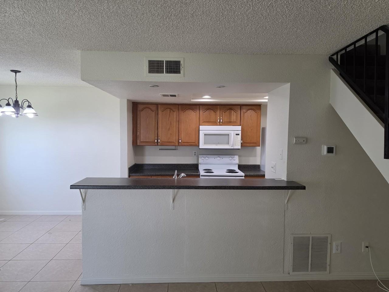 72721 Willow St #2 - Photo 3 of 12