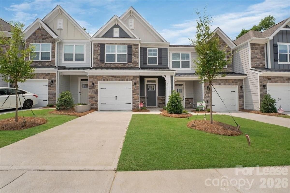 4321 Black Ct