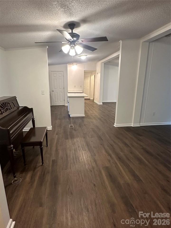 4156 Barrier Store Rd - Photo 5 of 16