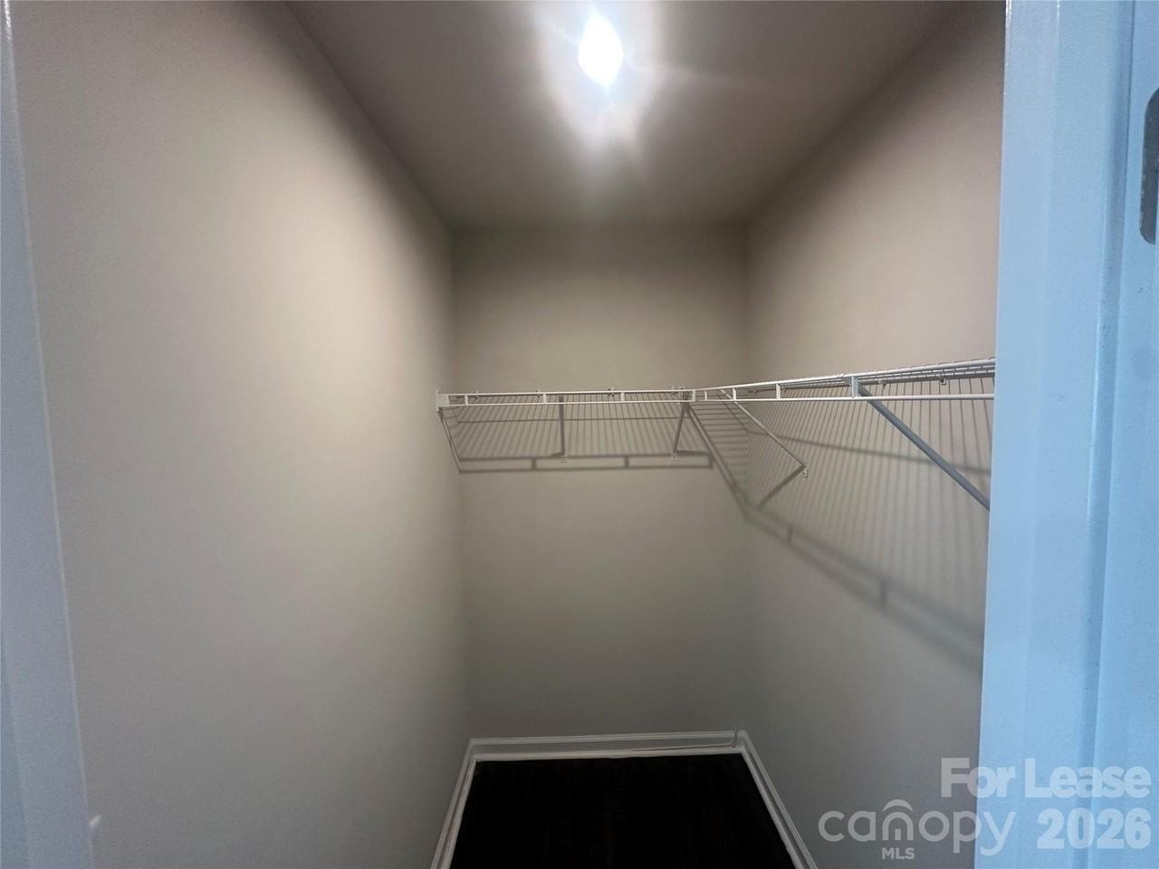 5014 Merwyn Ave - Photo 7 of 16
