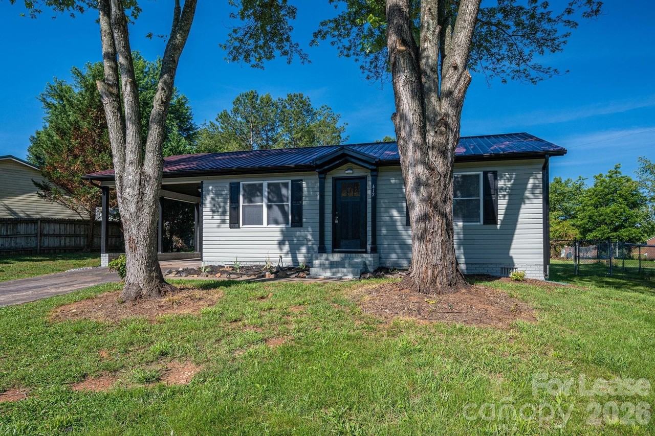 412 Forest Dr - Photo 5 of 33