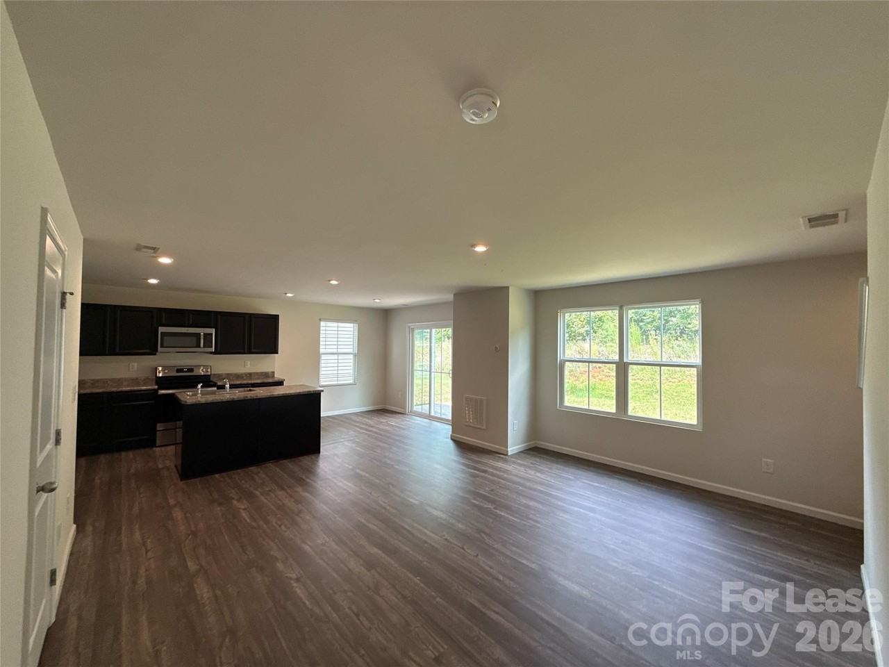 4208 Bowline Dr - Photo 2 of 17