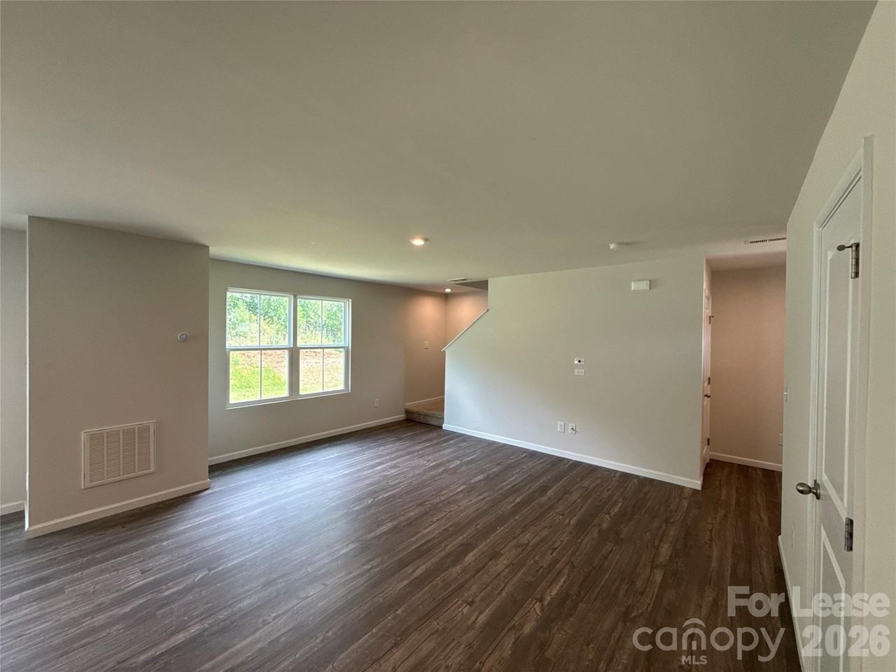 4208 Bowline Dr - Photo 3 of 17