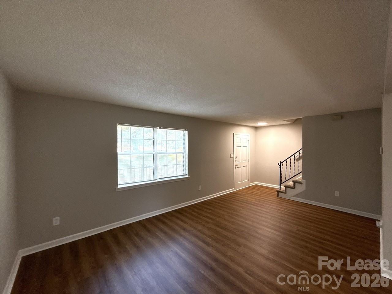 10953 Park Rd - Photo 2 of 20