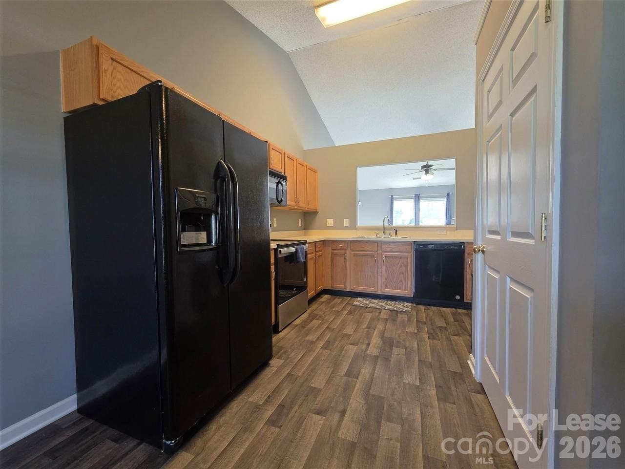 8417 Appledale Dr - Photo 4 of 22