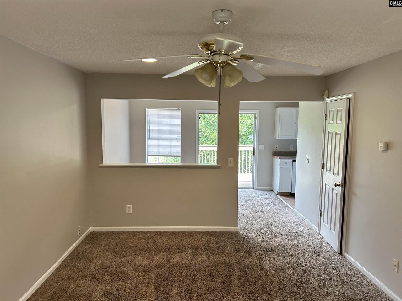 122 Curvewood Rd - Photo 5 of 46