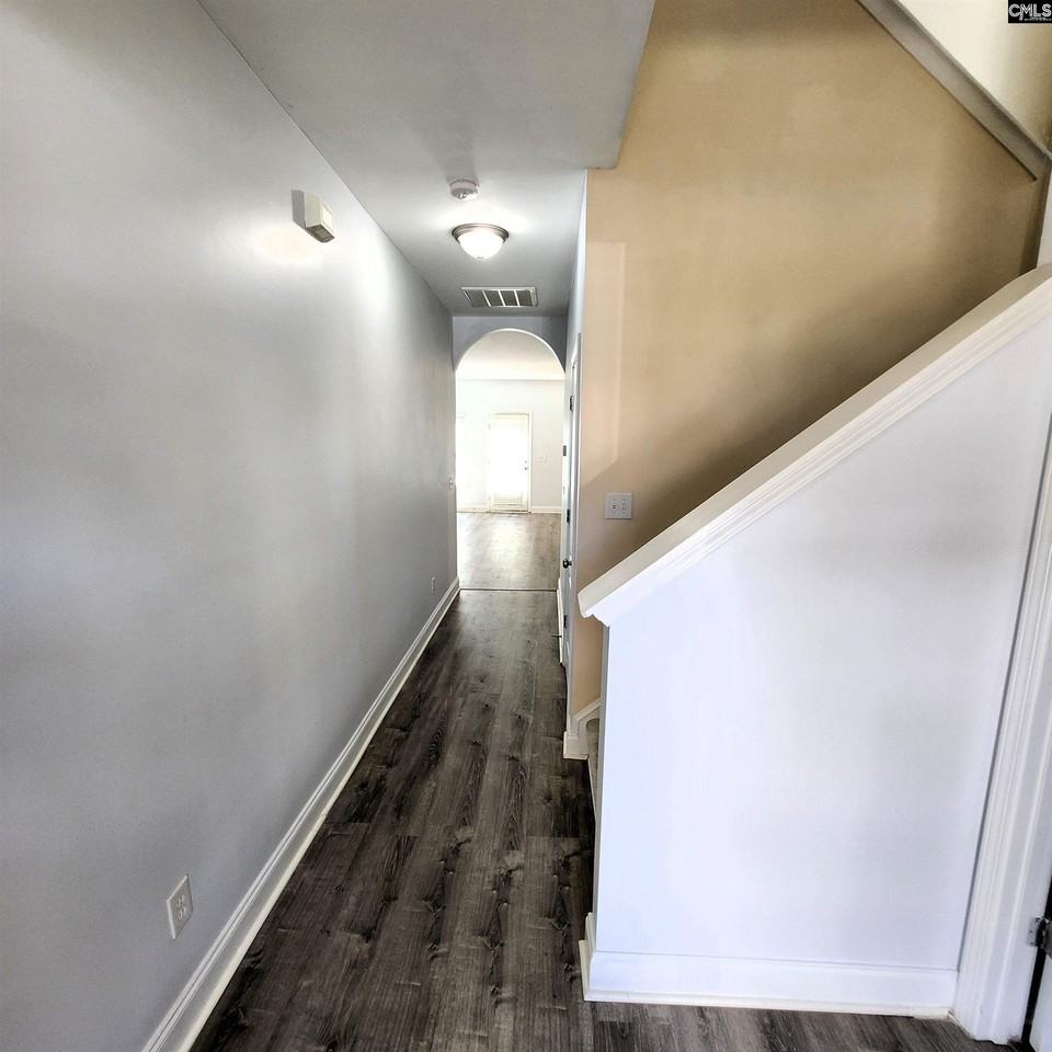 330 Large Oak Loop - Photo 2 of 23