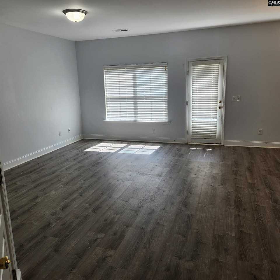 330 Large Oak Loop - Photo 4 of 23
