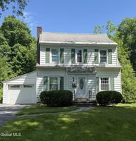 featured image of 1422 Regent St