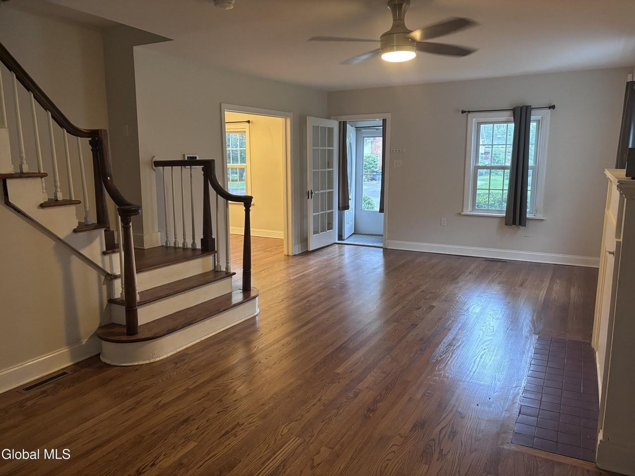 1422 Regent St - Photo 3 of 20