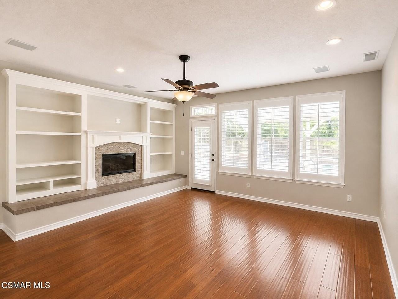 250 Napa Ct - Photo 5 of 31
