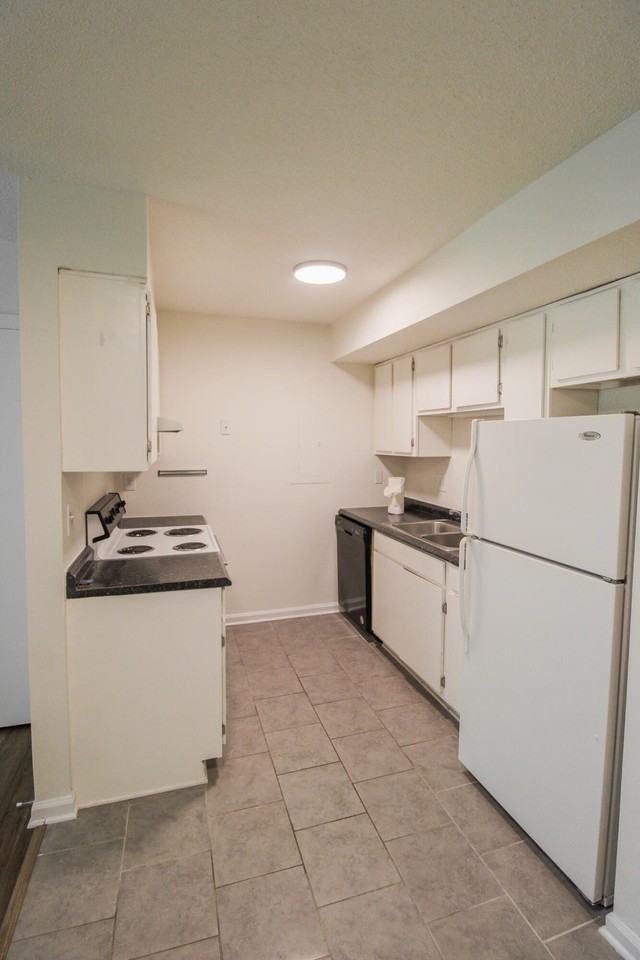 2494 Etiwan Ave #3C - Photo 3 of 13