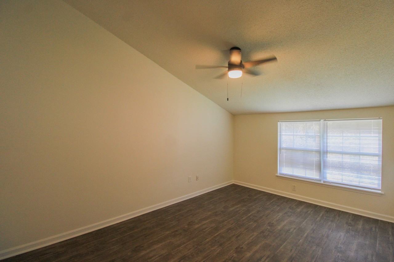 2494 Etiwan Ave #3C - Photo 4 of 13