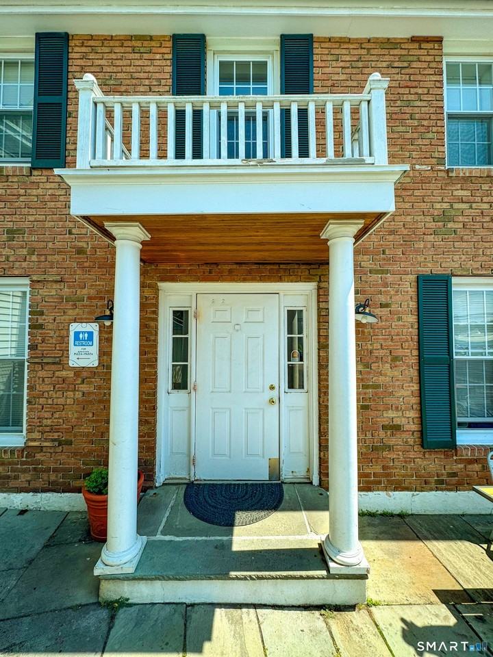 104 Rowayton Ave - Photo 3 of 14