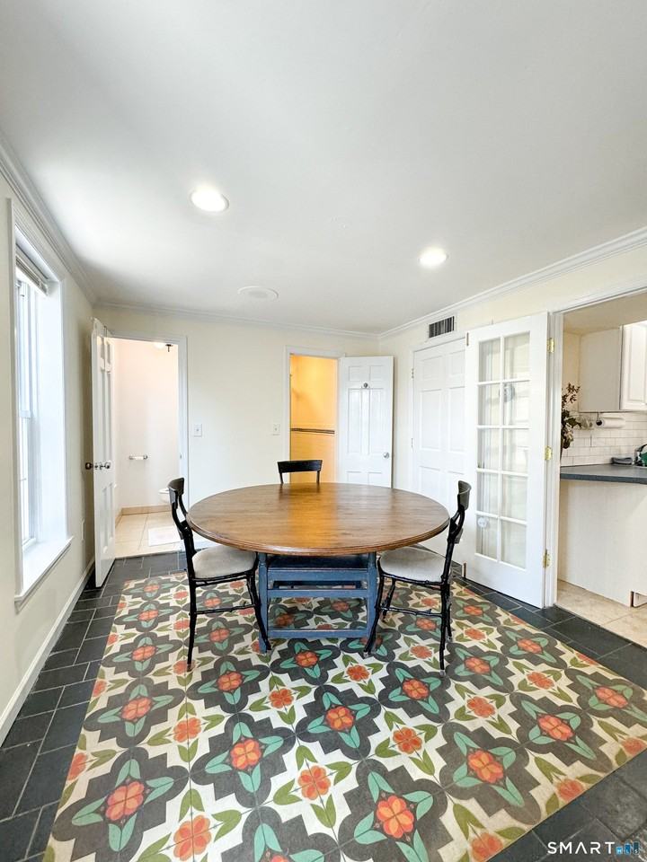 104 Rowayton Ave - Photo 5 of 14