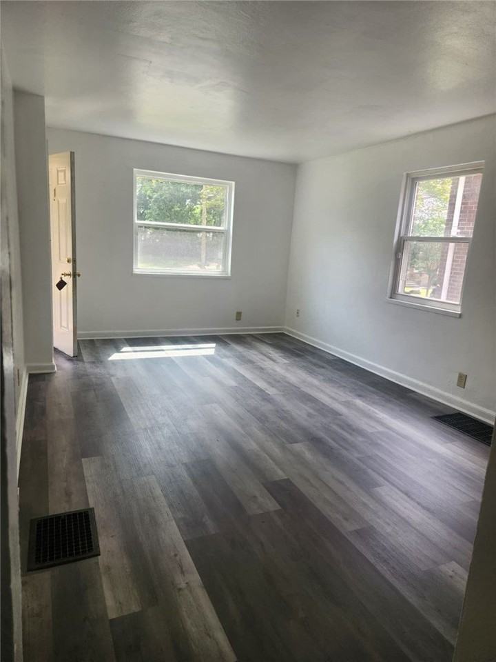 3108 E 3rd St - Photo 5 of 8