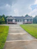 featured image of 2738 Rauschenberg Rd Nw