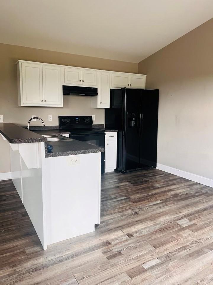 2738 Rauschenberg Rd Nw - Photo 2 of 16