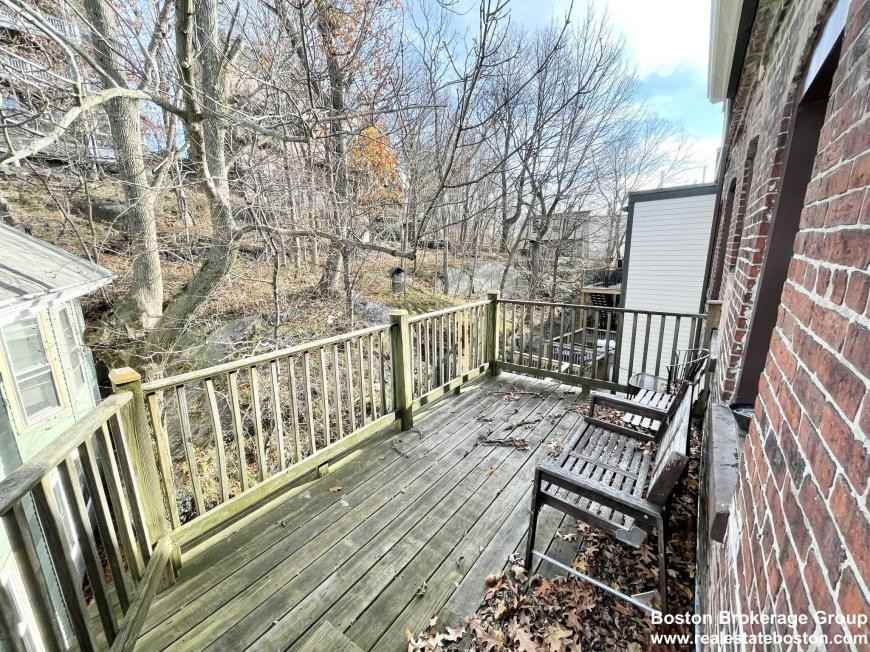 157 Marcella St - Photo 6 of 10