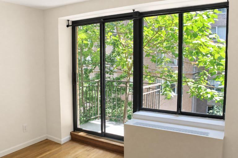 306 Mott St - Photo 3 of 8