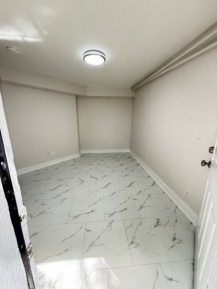 7904 St Charles - L6 #L6 - Photo 2 of 11