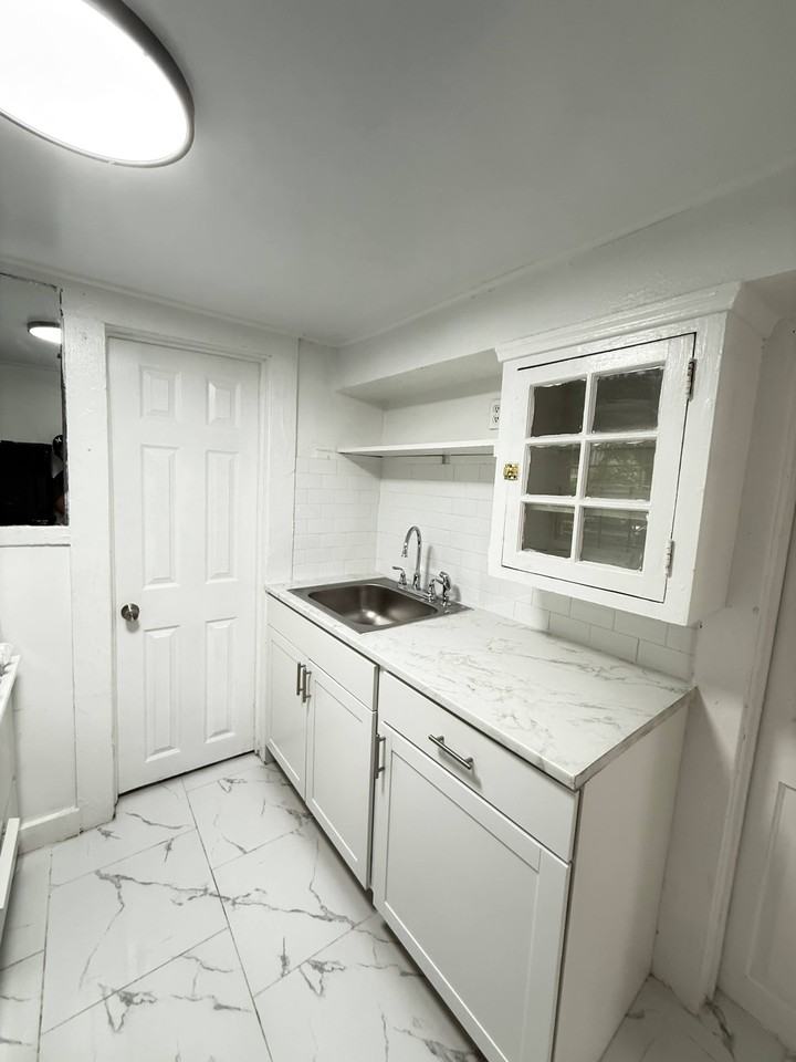7904 St Charles - L6 #L6 - Photo 5 of 11