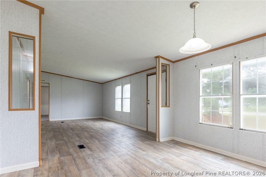 102 Ironwood Rd - Photo 3 of 21