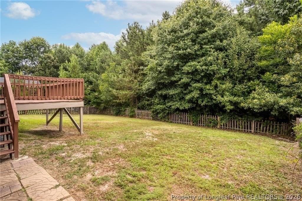 402 Roundtree Dr - Photo 4 of 41
