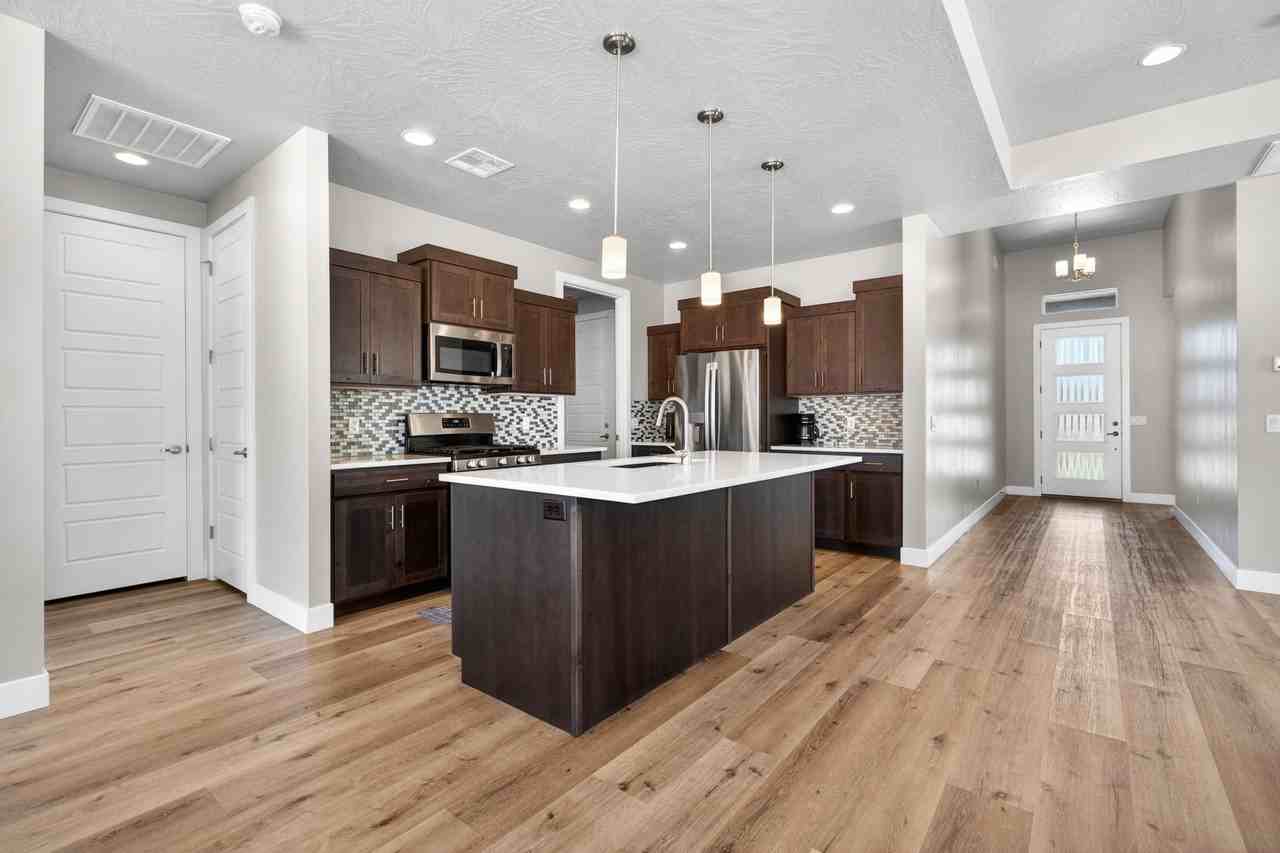 1478 W 540 N #1 - Photo 5 of 32