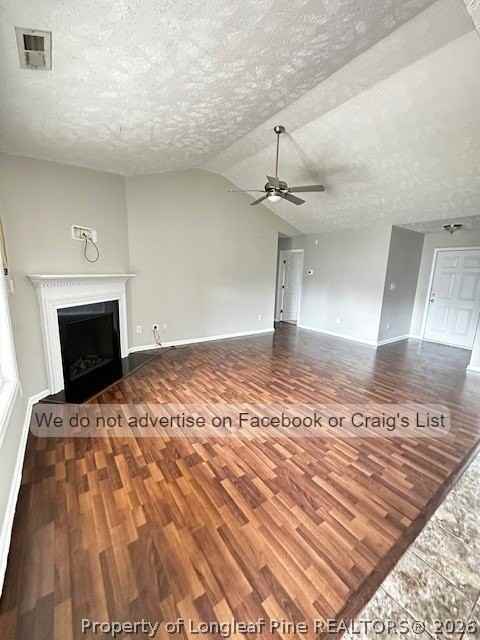 542 Broad Dr - Photo 3 of 10