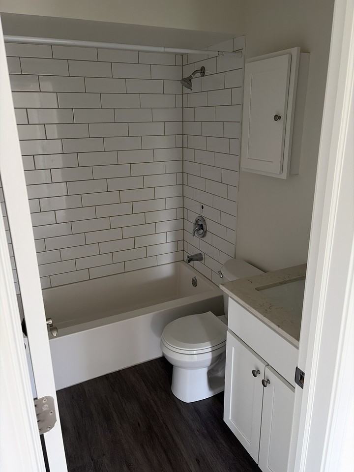 10712 Mary Ln #3A - Photo 3 of 7