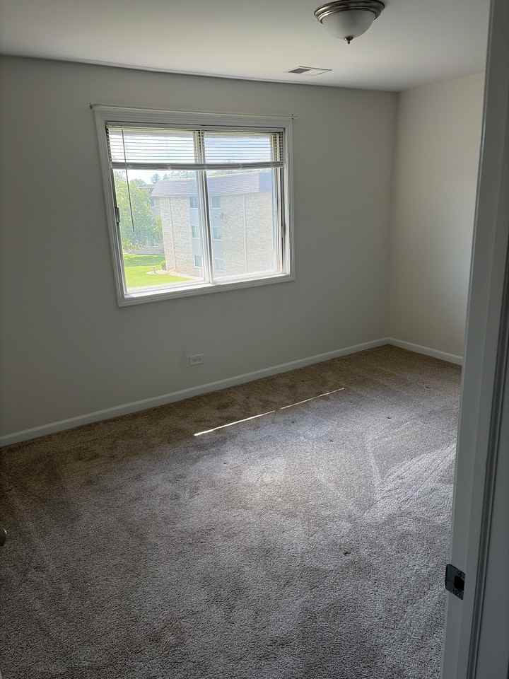 10712 Mary Ln #3A - Photo 4 of 7