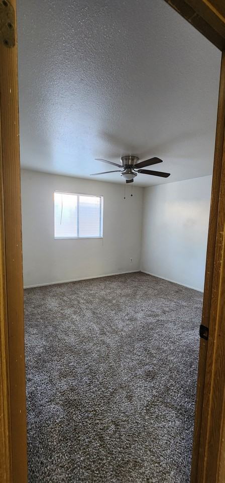 6673 W Denton Ln #1 - Photo 4 of 5
