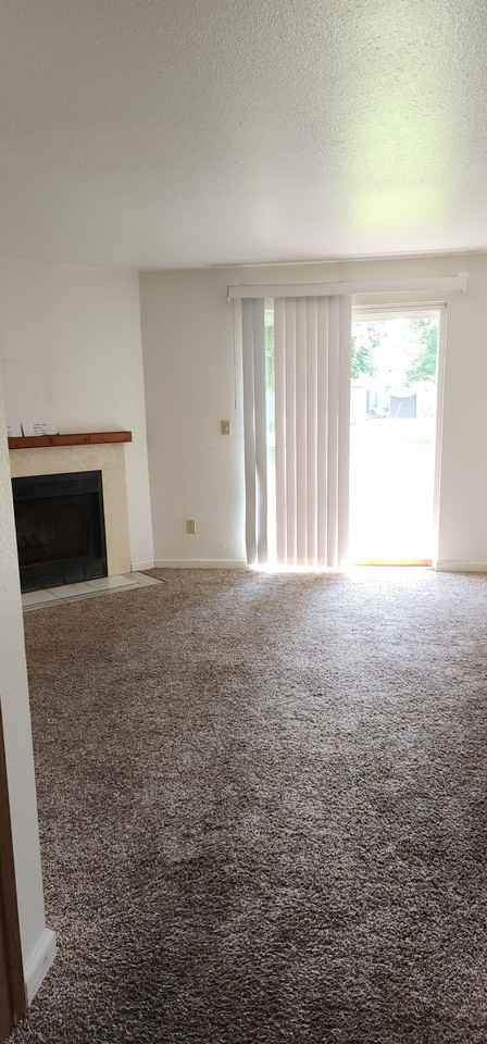 6673 W Denton Ln #1 - Photo 5 of 5