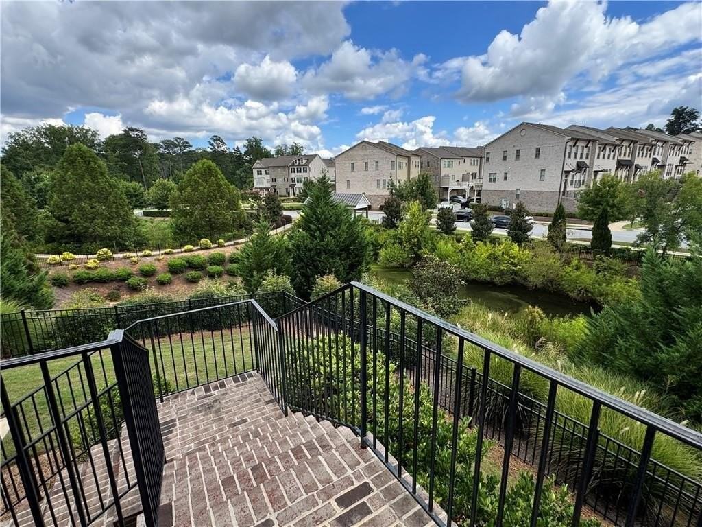4250 Spruce Pine Aly - Photo 4 of 34