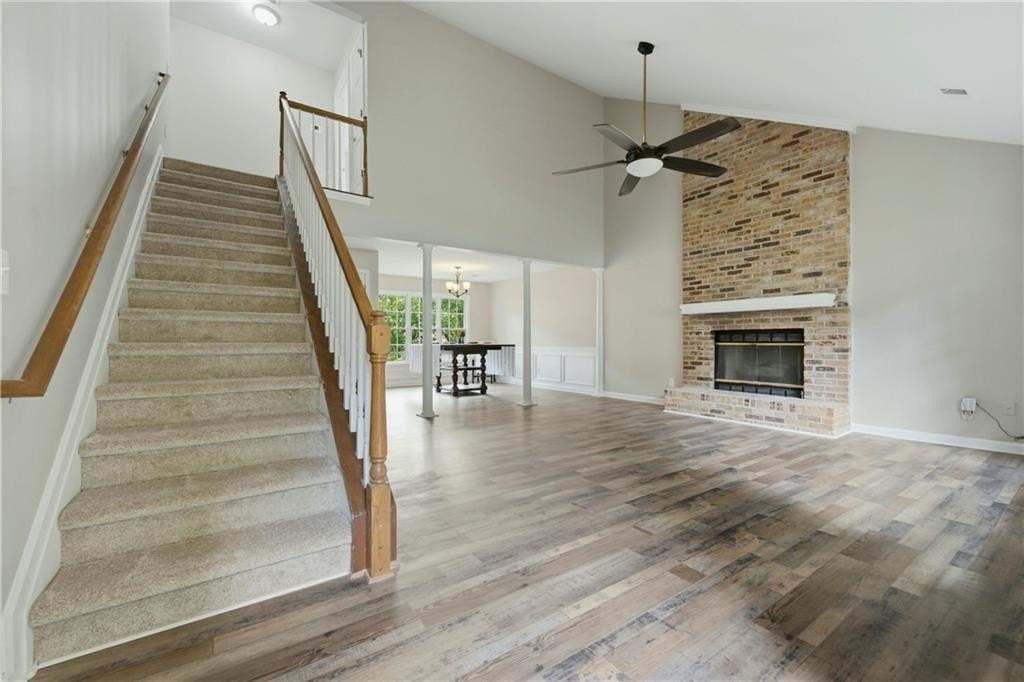 2110 November Ct Nw - Photo 4 of 33