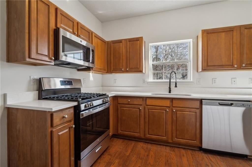 520 Dragonfly Ct - Photo 7 of 27