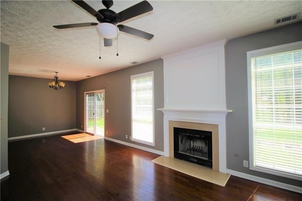 235 Cadence Ct - Photo 4 of 21