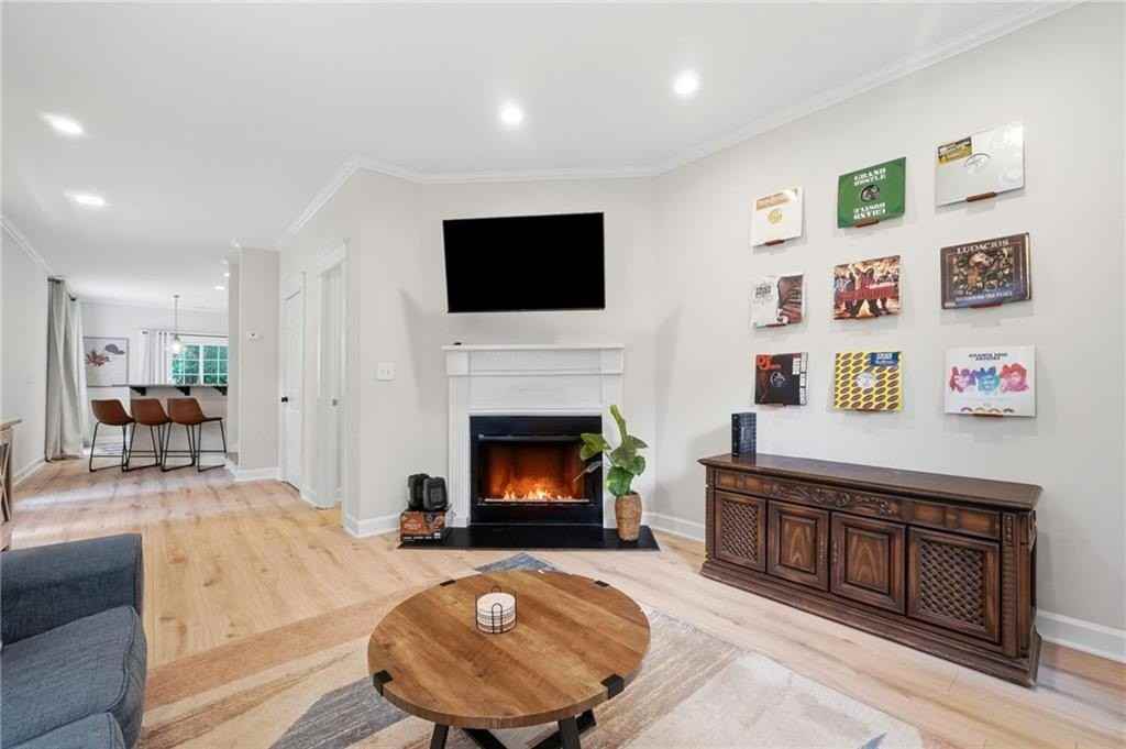 312 Glenwood Ave Se - Photo 7 of 26