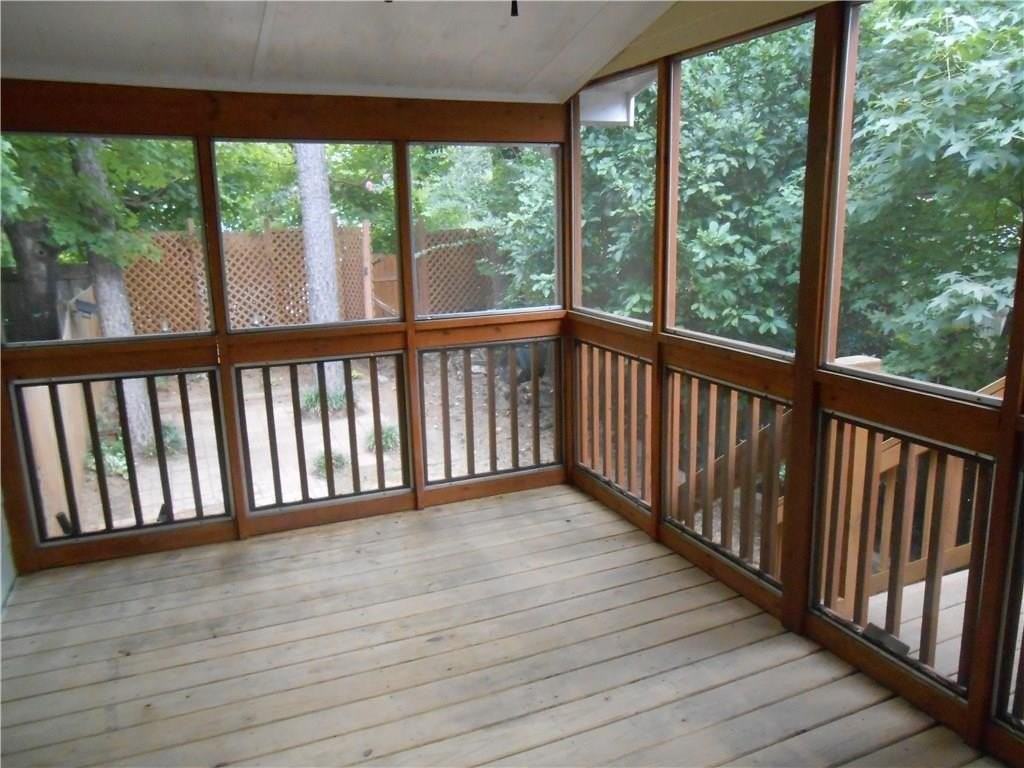 1135 Country Club Pl Nw - Photo 5 of 27