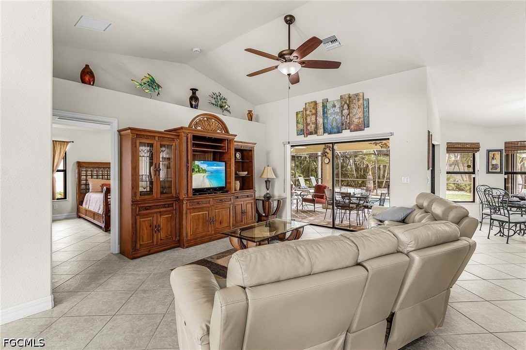 1513 Sw 43rd Ln - Photo 6 of 34