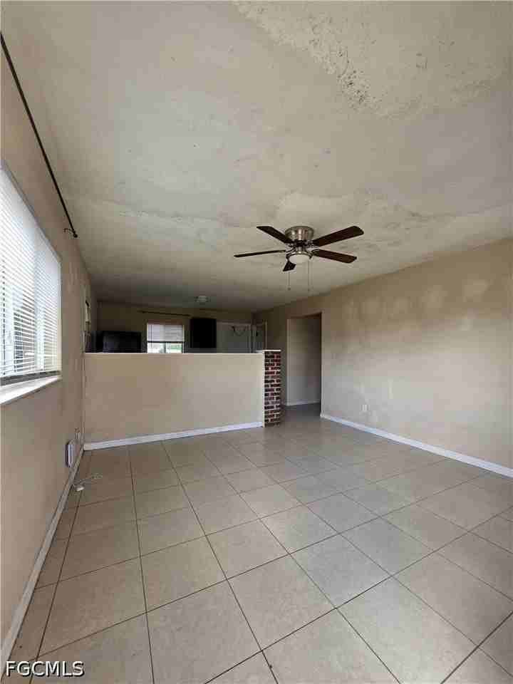5546 6th Ave - Photo 4 of 12