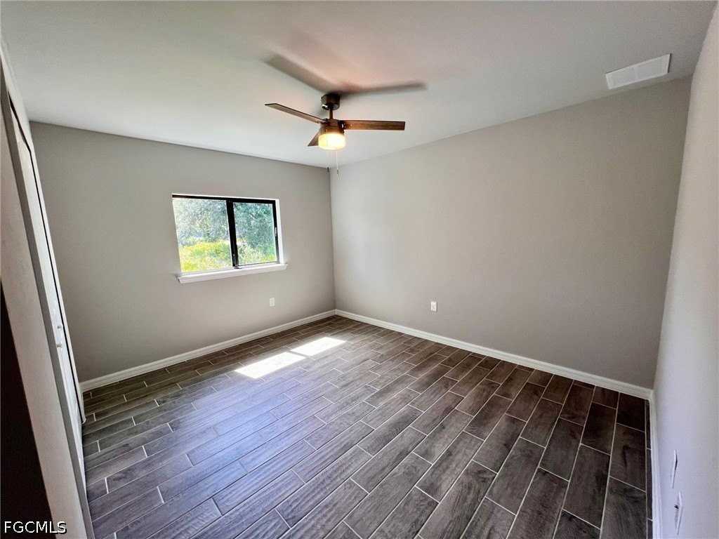 2706 56th St W - Photo 7 of 16