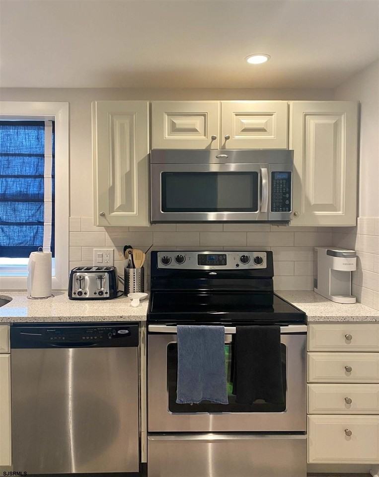 107 N Newark Ave - Photo 6 of 17