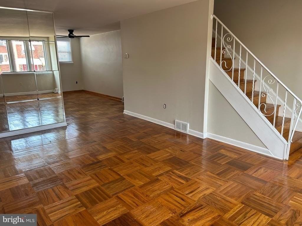 1538 Curtin St - Photo 3 of 15