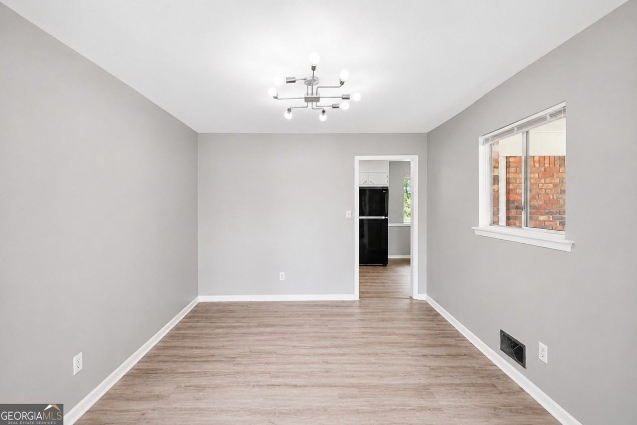 3605 Flat Shoals Rd - Photo 6 of 36